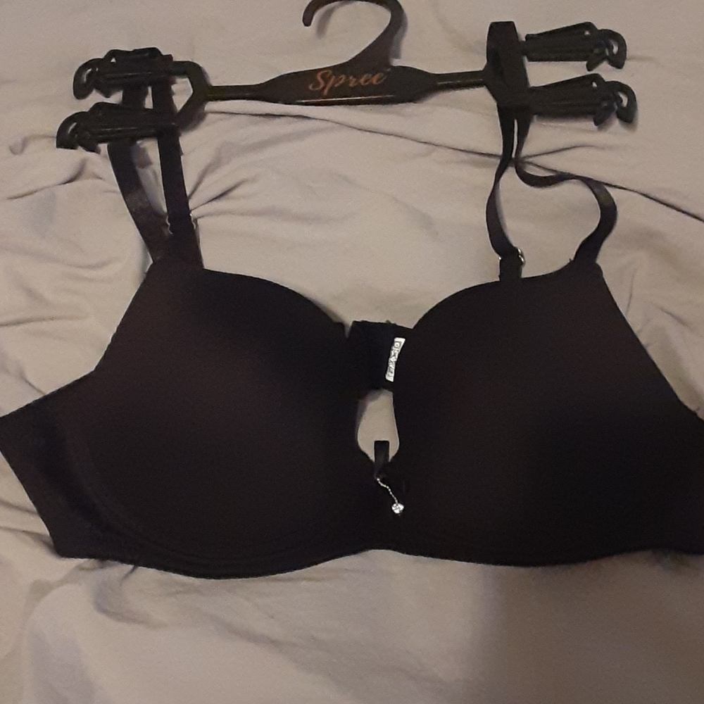 Super cute bra never worn
